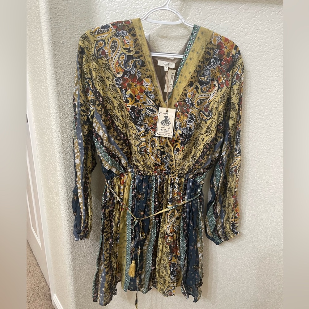 NWT Easel Lined Dress